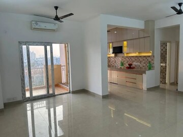 Room in 2 BHK Apartment at Lotus Apartment Nalasopara West, Nalasopara West – for Sale