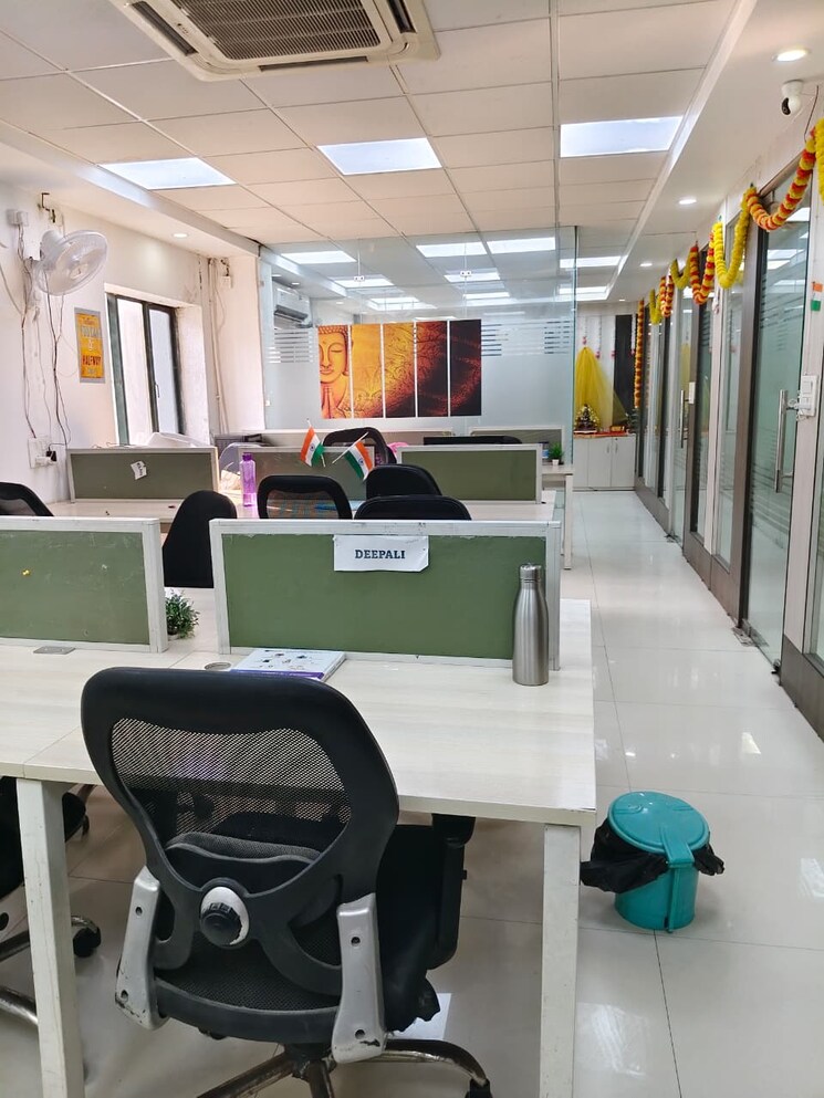 Team Area, sector 63 Commercial Office Space 810 Sq.Ft. In Sector 63 Noida 9469419