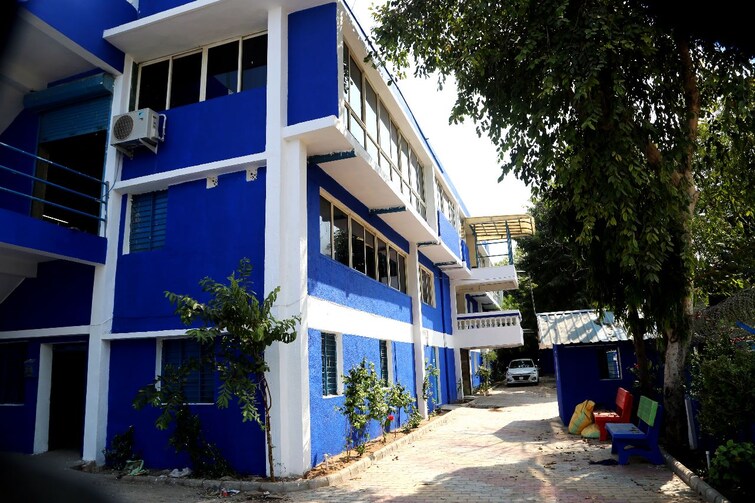 Cover Image, kadi Commercial Warehouse 70000 Sq.Ft. In Kadi Ahmedabad 9469468