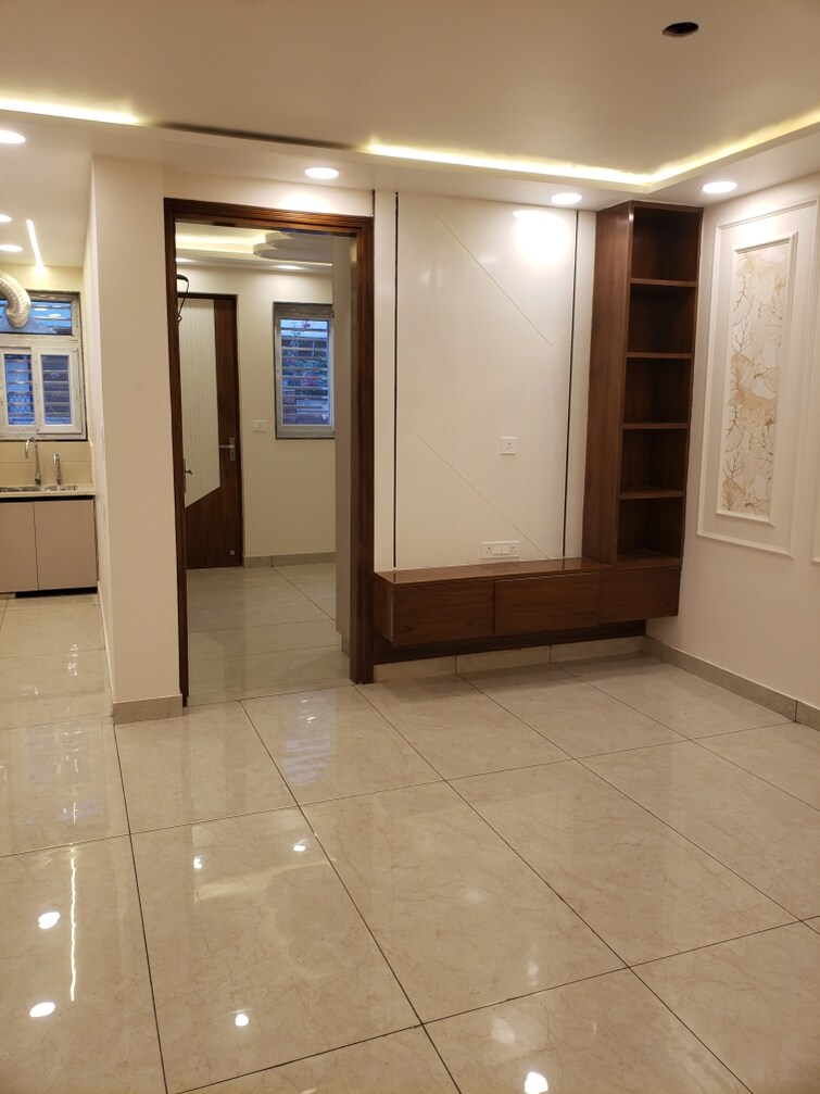 Cover Image, janakpuri 3 Bedroom 1350 Sq.Ft. Builder Floor In Janakpuri Delhi 9469521