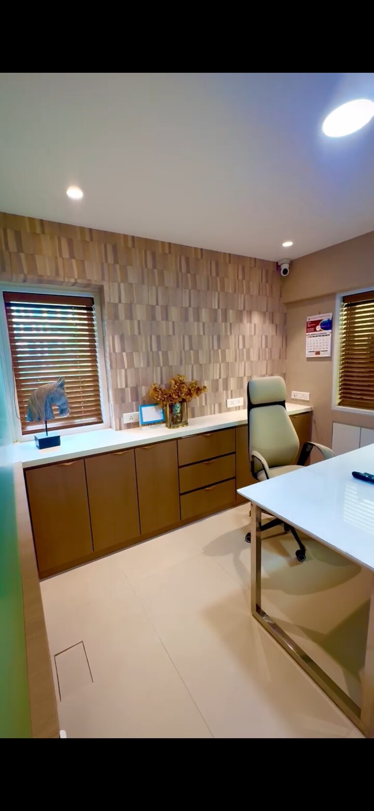 Team Area, remi-bizcourt Commercial Office Space 772 Sq.Ft. In Andheri West Mumbai 9469658