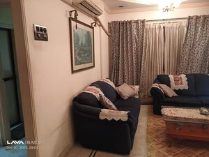 Living Room in 3 BHK Apartment at Green Land CHS Andheri, Jb Nagar – for Rent