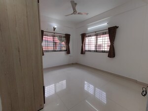 Room in 3 BHK Apartment at Menka Apartment, Indiranagar – for Rent