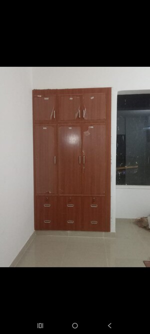 Furnished Amenities in 2 BHK Apartment at Amrapali Heartbeat City, Sector 107 – for Rent