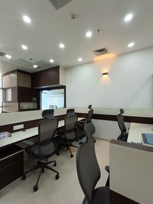  Office Space For Rent in Mani Casadona, New Town