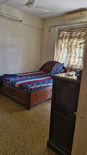 Bedroom in 2 BHK Apartment at Blossom CHSL, Marol – for Rent