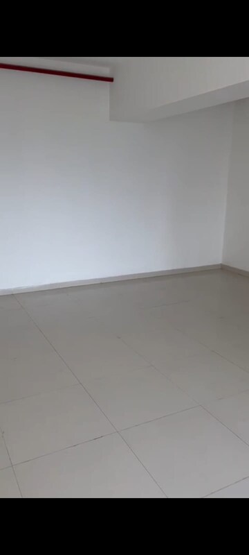 Room in 2 BHK Apartment at Lower Parel West – for Rent