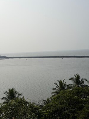 Plot Area in 4 BHK Apartment at Cuffe Castle, Cuffe Parade – for Sale