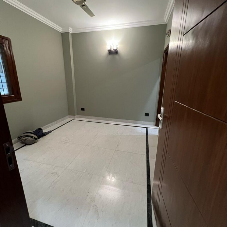 Bathroom, green park extension 3 Bedroom 1800 Sq.Ft. Independent House In Green Park Extension Delhi 9469943