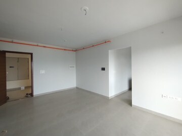 Room in 1 BHK Apartment at Adani Atelier Greens, Koregaon Park – for Rent