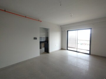 Room in 1 BHK Apartment at Adani Atelier Greens, Koregaon Park – for Rent