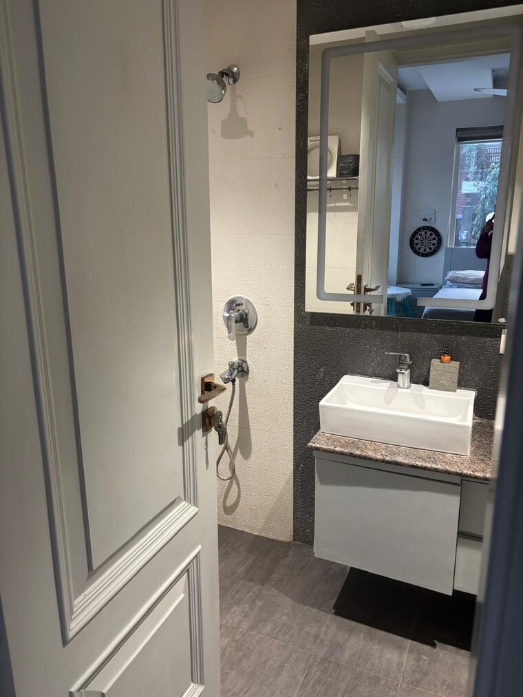 Bathroom, aba-cleo-county 3 Bedroom 2070 Sq.Ft. Apartment In Sector 121 Noida 9470036