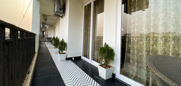 Balcony, the-suman-marvelous 3 Bedroom 1745 Sq.Ft. Apartment In Ramgarh Bhudda Zirakpur 9470058