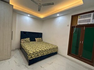 Bedroom in 2 BHK Builder Floor at Chattarpur – for Rent