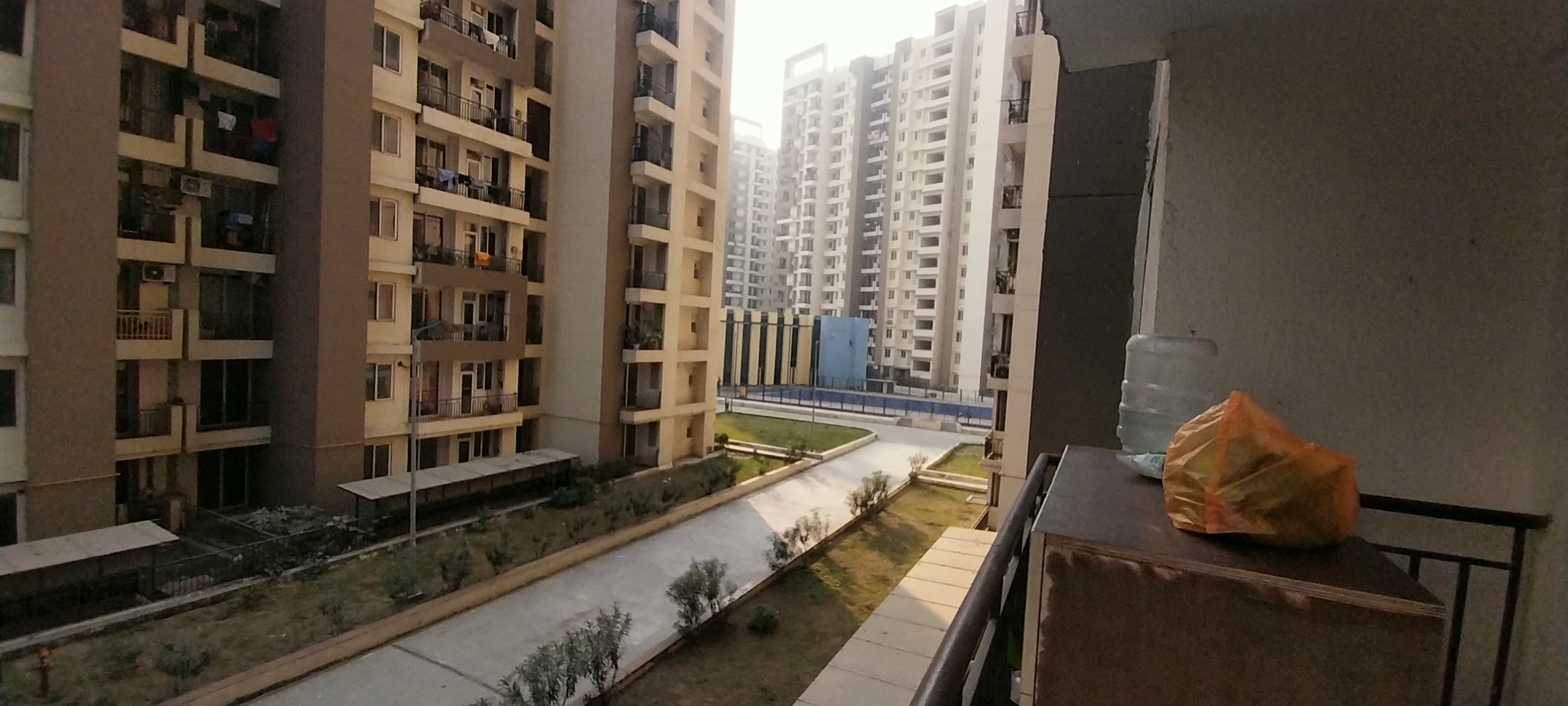 2 BHK 1100 Sq.Ft. Apartment in Amrapali Golf Homes