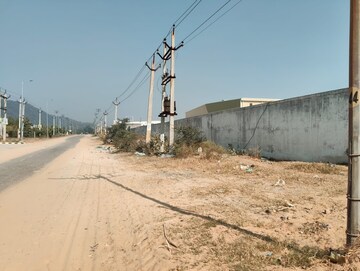  Warehouse – Exterior View View at Ghilot - for Rent