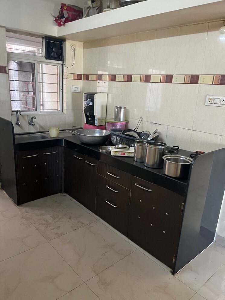 Kitchen, hari-ganga 2 Bedroom 970 Sq.Ft. Apartment In Yerawada Pune 9470183