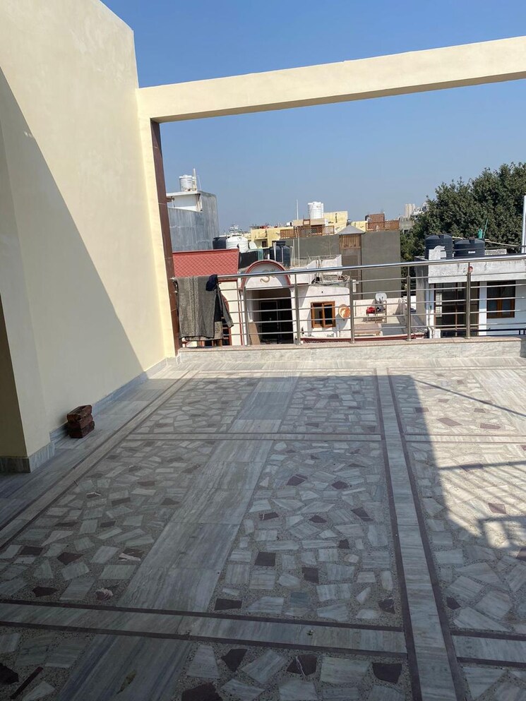 Balcony, eldeco-ananda 1.5 Bedroom 2200 Sq.Ft. Villa In Sector 48 Noida 9470333