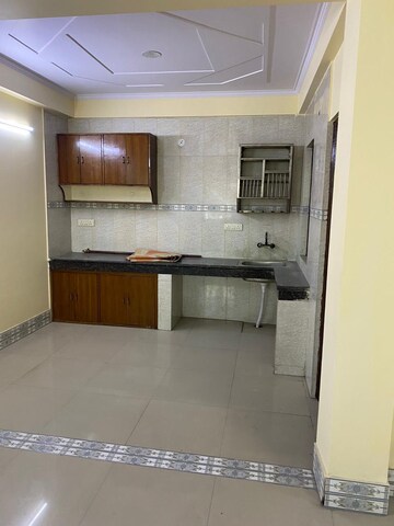 Kitchen in 1.5 BHK Villa at Eldeco Ananda, Sector 48 – for Rent