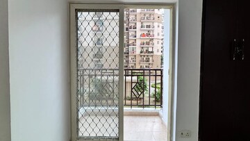 Balcony in 2.5 BHK Apartment at Jm Orchid, Sector 76 – for Sale