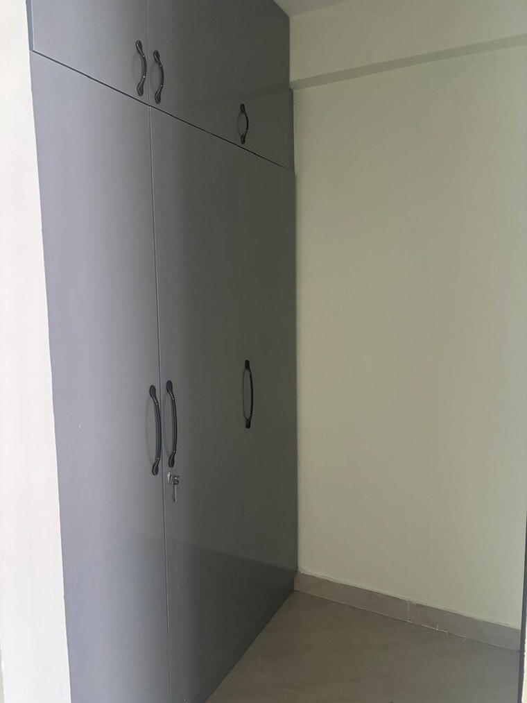 Room, jkg-palm-court 3 Bedroom 943 Sq.Ft. Apartment In Sector 16c Greater Noida Greater Noida 9470350