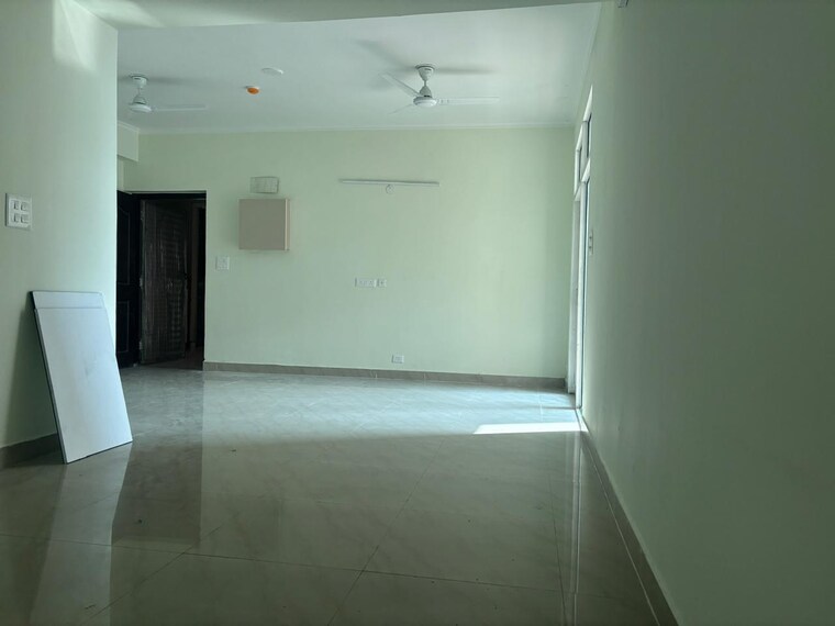 Room, jkg-palm-court 3 Bedroom 943 Sq.Ft. Apartment In Sector 16c Greater Noida Greater Noida 9470350