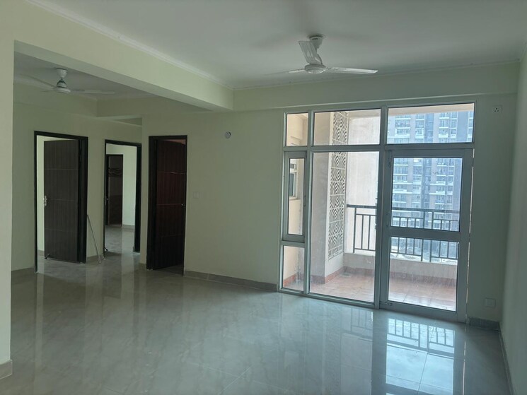 Room, jkg-palm-court 3 Bedroom 943 Sq.Ft. Apartment In Sector 16c Greater Noida Greater Noida 9470350