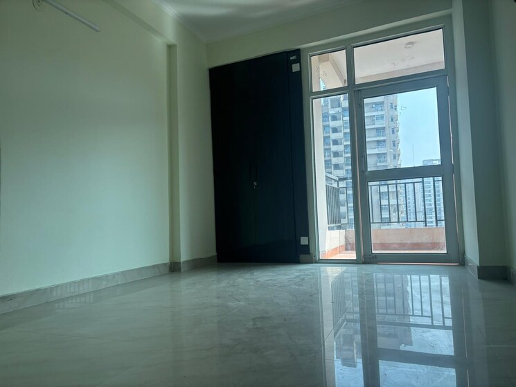 Room, jkg-palm-court 3 Bedroom 943 Sq.Ft. Apartment In Sector 16c Greater Noida Greater Noida 9470350