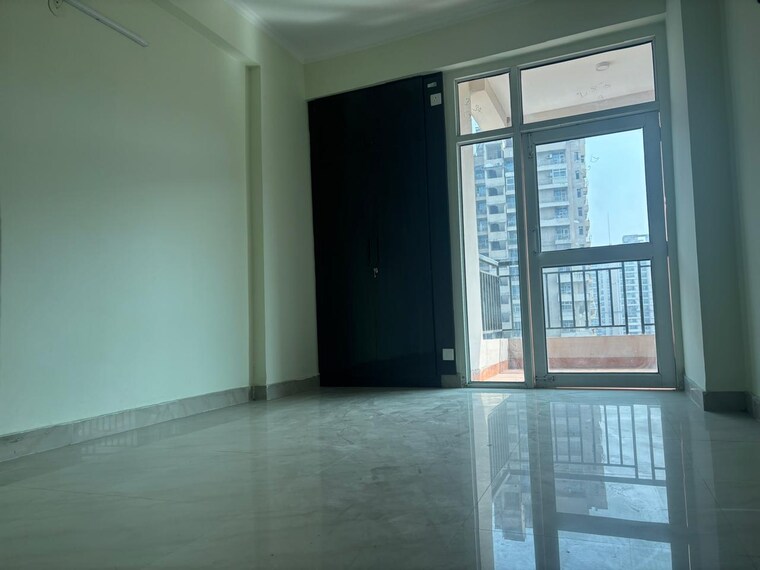 Room, jkg-palm-court 3 Bedroom 943 Sq.Ft. Apartment In Sector 16c Greater Noida Greater Noida 9470350