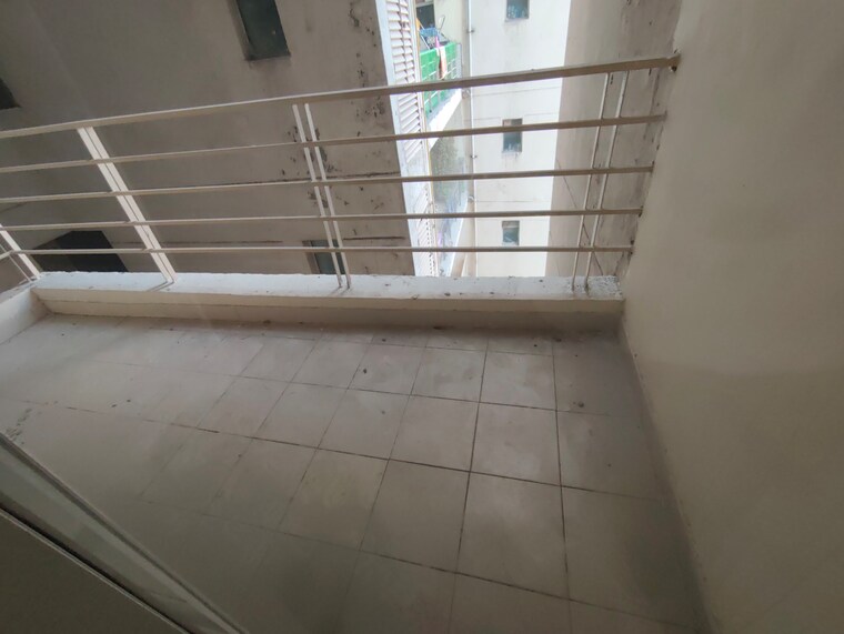 Balcony, paras-seasons 3 Bedroom 1130 Sq.Ft. Apartment In Sector 168 Noida 9470361