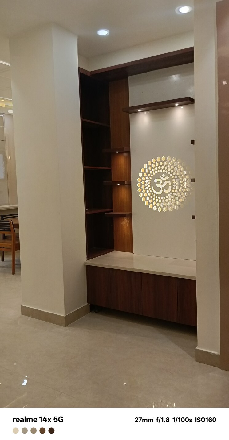 Other, parklands 3 Bedroom 250 Sq.Yd. Builder Floor In Sector 85 Faridabad 9470363