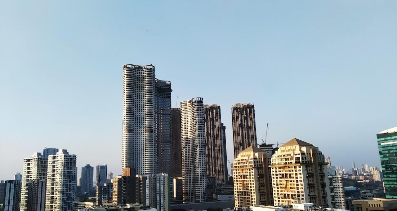 4 BHK + Servant Room Apartment For Sale in Lodha The World Towers World One Tier 2