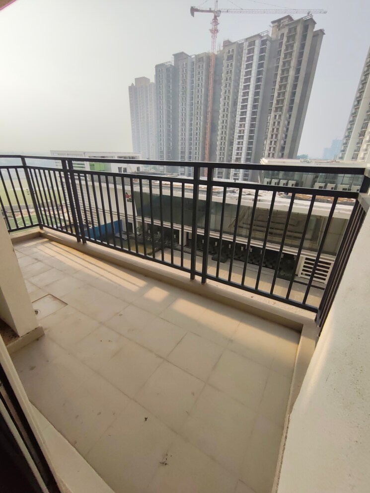 Balcony, eldeco-live-by-the-greens 2 Bedroom 1137 Sq.Ft. Apartment In Sector 150 Noida 9470418