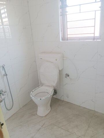 Bathroom in 2 BHK Villa at Zoo Road – for Rent