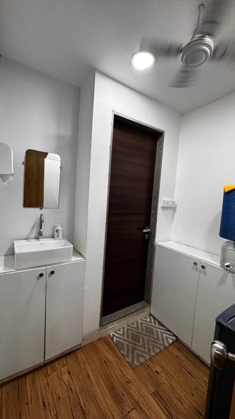 Bathroom, sankalp-iconic-tower Commercial Office Space 1181 Sq.Ft. In Sanidhya Ahmedabad 9470443