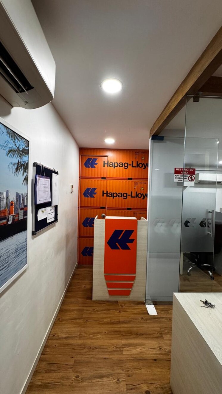 Team Area, sankalp-iconic-tower Commercial Office Space 1181 Sq.Ft. In Sanidhya Ahmedabad 9470443