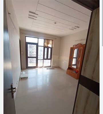 3 BHK Apartment For Rent in Omaxe Heights, Sector 86