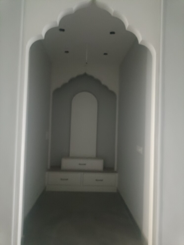 undefined, sector 99 3.5 Bedroom 250 Sq.Mt. Villa In Sector 99 Noida 9470578