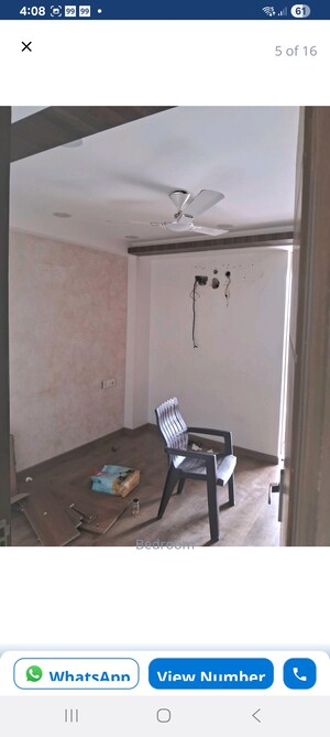 Team Area in 3 BHK Builder Floor at South City 1 – for Sale