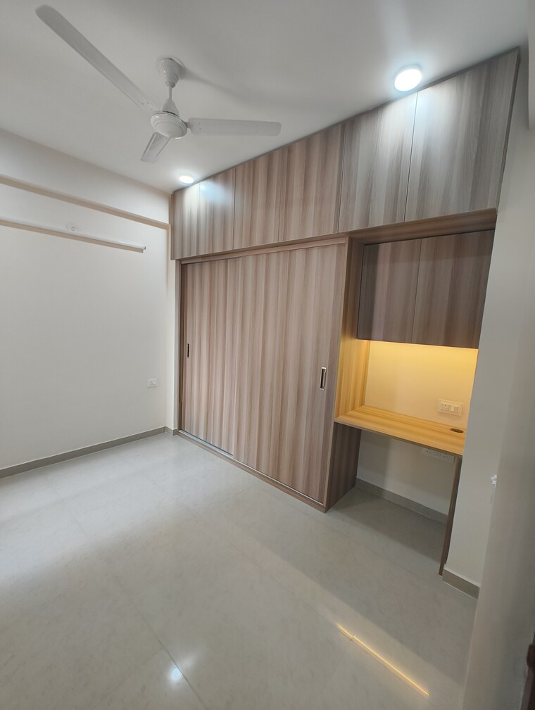 Room, shree-vardhman-green-court 2 Bedroom 626 Sq.Ft. Apartment In Sector 90 Gurgaon 9470701