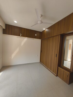 Room in 2 BHK Apartment at Shree Vardhman Green Court, Sector 90 – for Rent