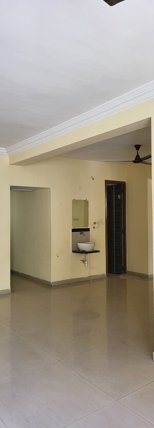 Furnished Amenities in 3 BHK Apartment at Amli Ind Estate – for Sale