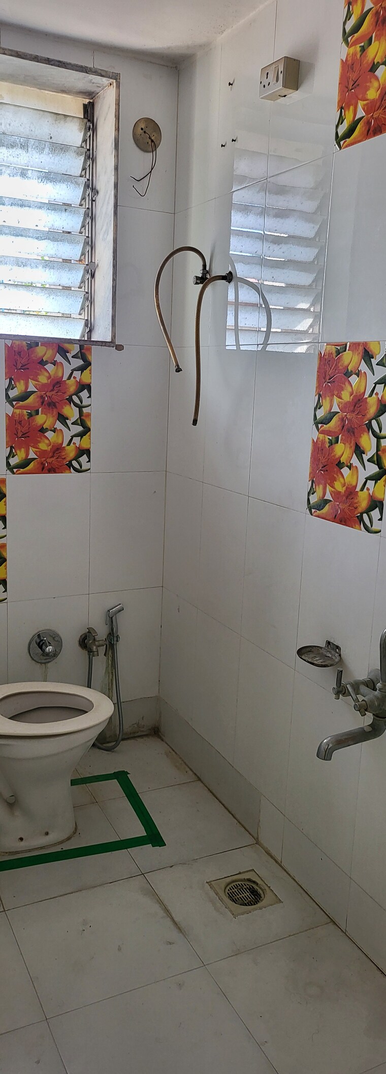 Bathroom, amli ind estate 3 Bedroom 1905 Sq.Ft. Apartment In Amli Ind Estate Silvassa 9470804