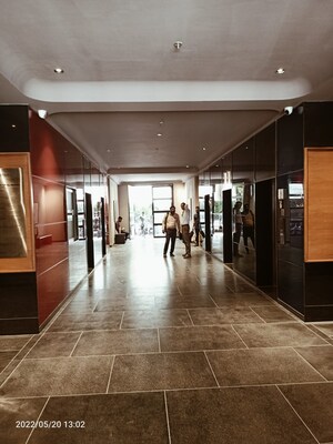  Office Space – Exterior View View at Sun Westbank, Navrangpura - for Rent