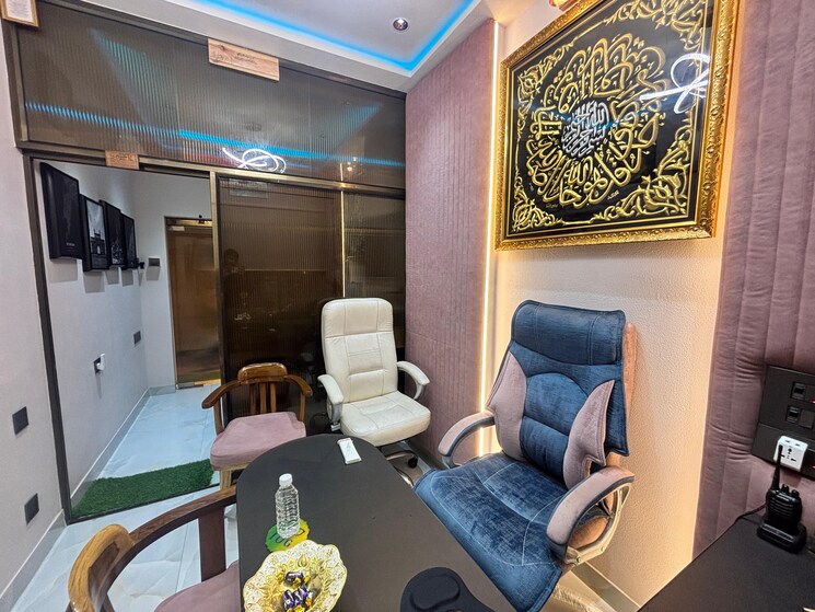 Team Area, lokhandwala-complex Commercial Office Space 196 Sq.Ft. In Andheri West Mumbai 9470815