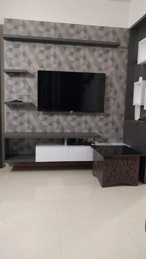 Room in 2 BHK Apartment at Gala Celestia, Near Nirma University On Sg Highway – for Rent