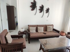 2 BHK + Extra Room Apartment For Sale in Amanora Gold Towers