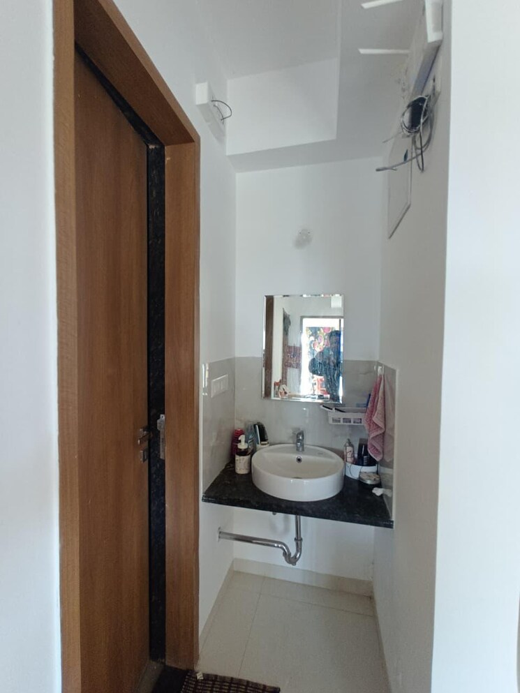 Bathroom, balewadi 3 Bedroom 1400 Sq.Ft. Apartment In Balewadi Pune 9471003