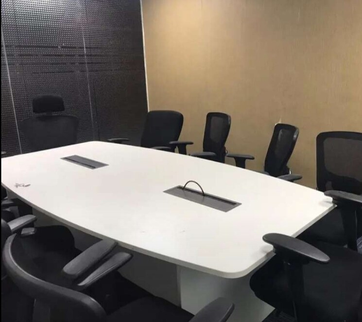 Team Area, hazratganj Commercial Office Space 1000 Sq.Ft. In Hazratganj Lucknow 9471147