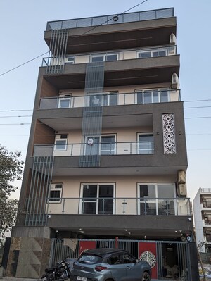 1 RK Apartment – Exterior View View at Huda Market, Sector 31 - for Rent